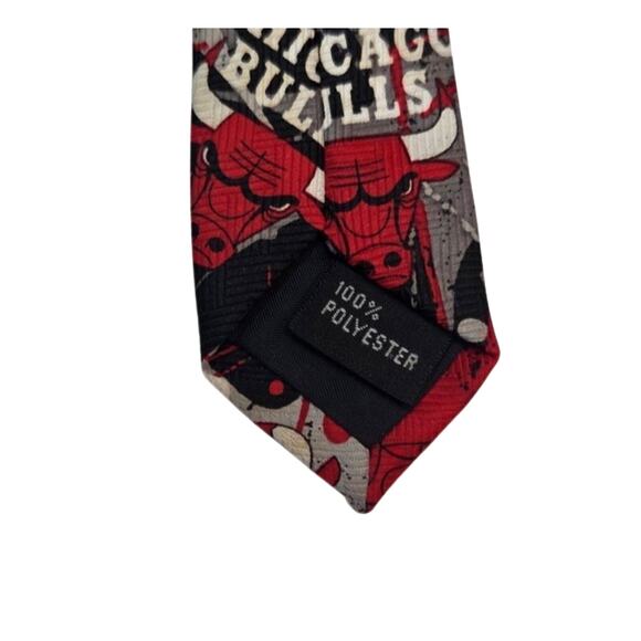 Chicago Bulls Necktie Burst Repeat Allover Print NBA Basketball Super Fan - Picture 9 of 9